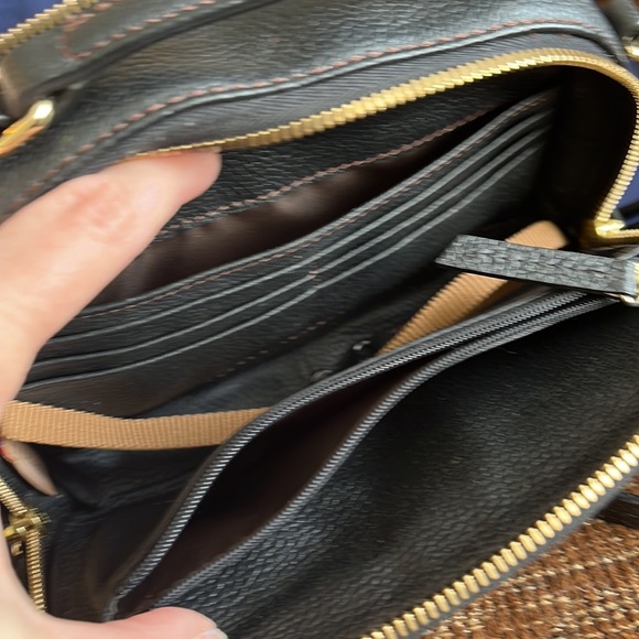 Dooney & Bourke Black Belvedere Ambler Pebbled Leather Crossbody Bag - Picture 3 of 9